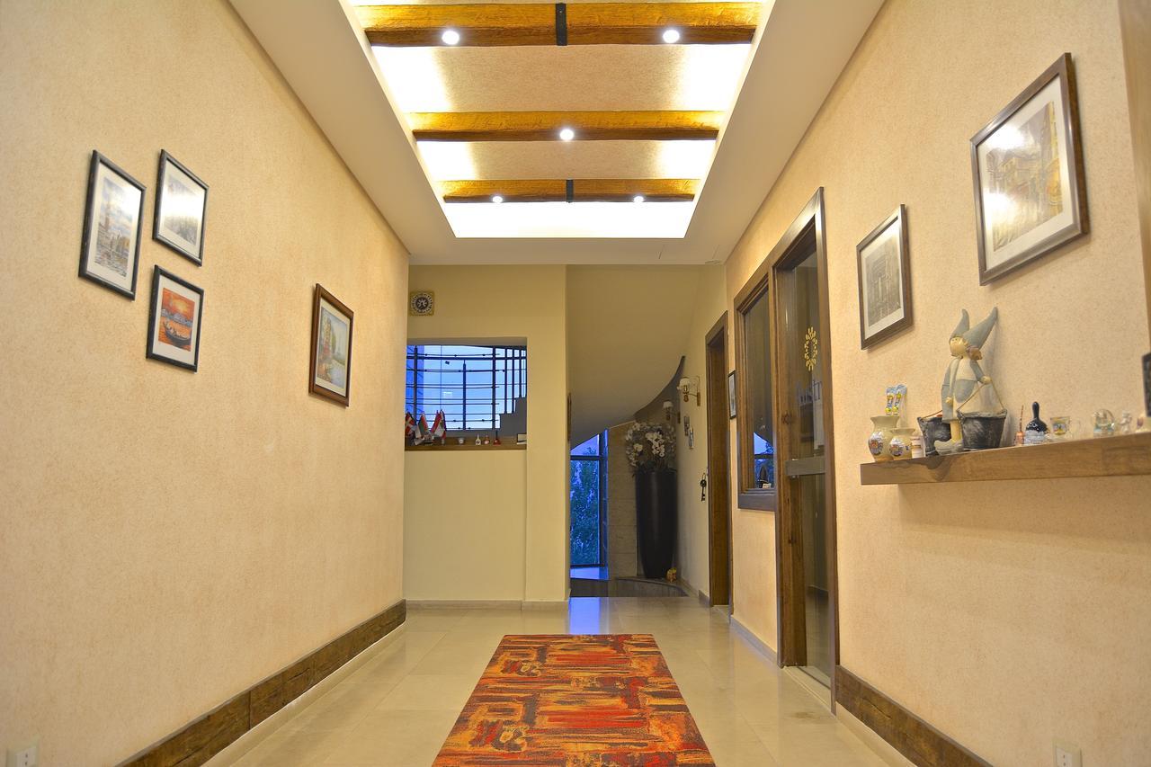 Austria Luxury Apartments, Faraya Hotel Exterior photo