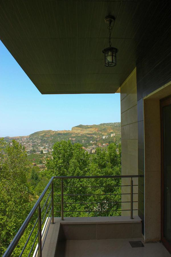 Austria Luxury Apartments, Faraya Hotel Exterior photo
